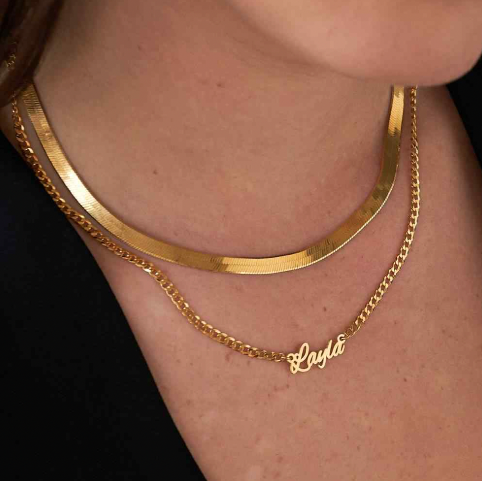 English Cursive Name Necklace With Thick Chain